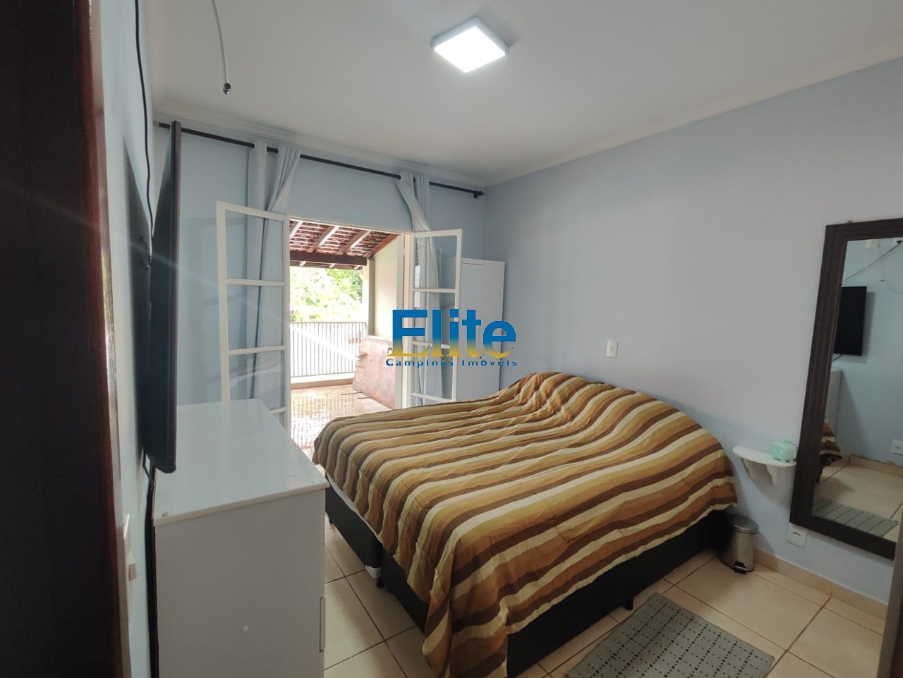 Casa à venda com 3 quartos, 250m² - Foto 13