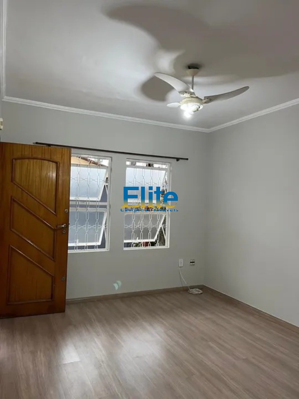 Casa à venda com 3 quartos, 250m² - Foto 4