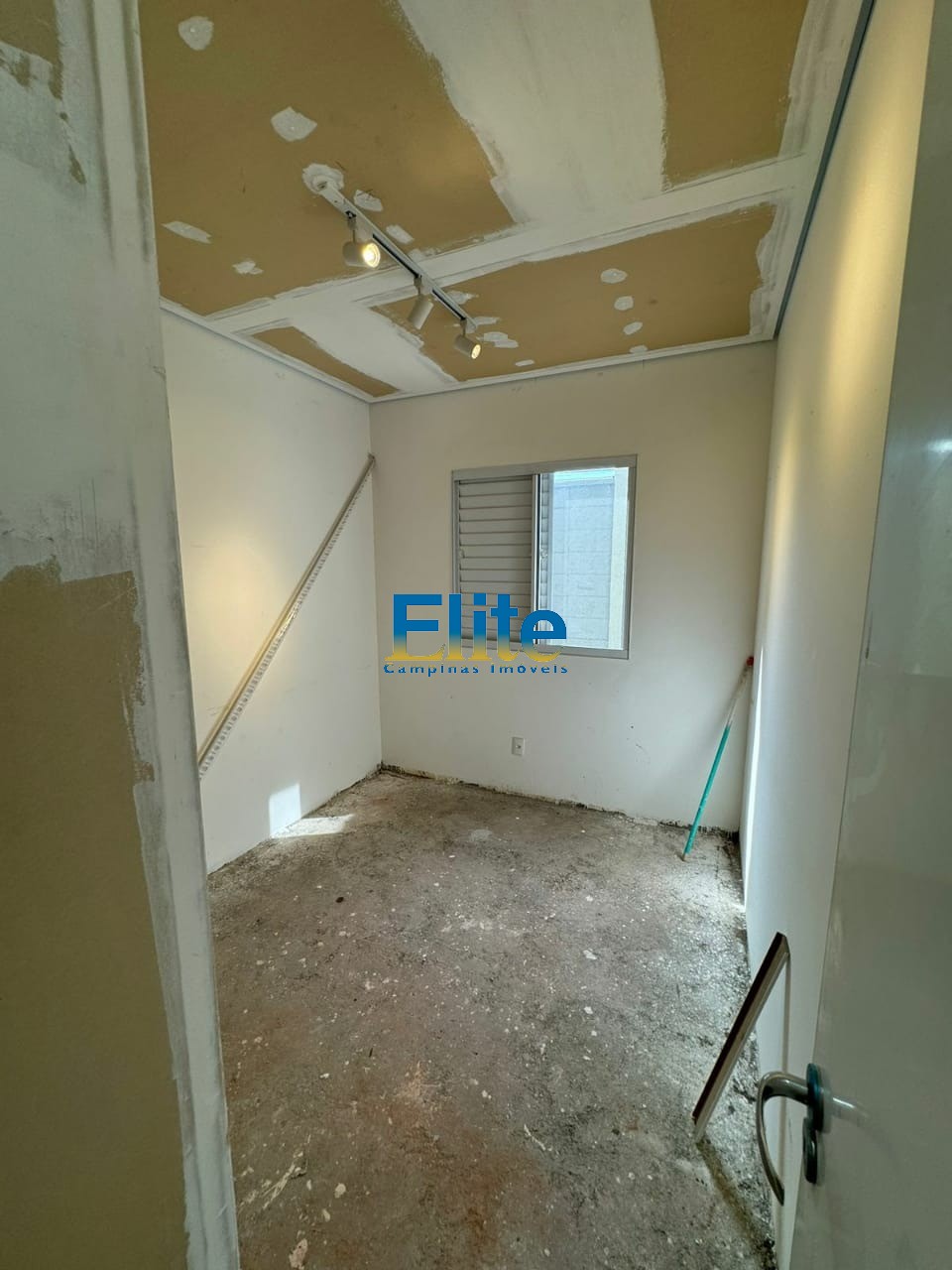 Apartamento à venda com 2 quartos, 74m² - Foto 8