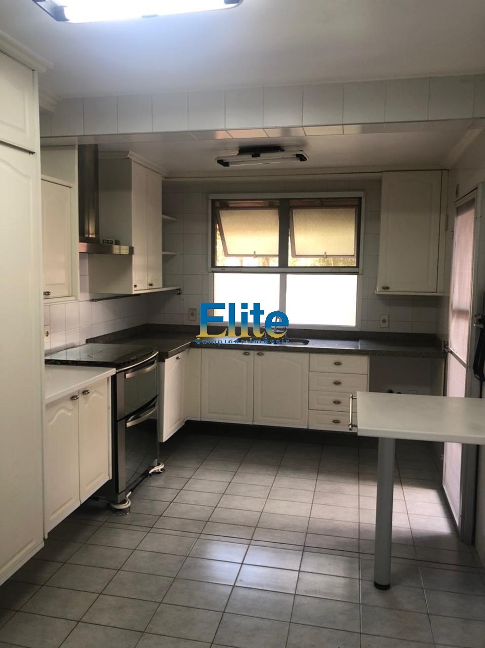 Apartamento à venda com 3 quartos, 262m² - Foto 30