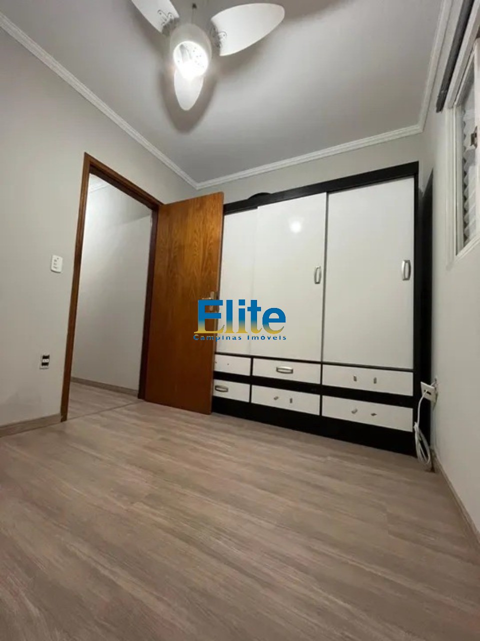 Casa à venda com 3 quartos, 250m² - Foto 10