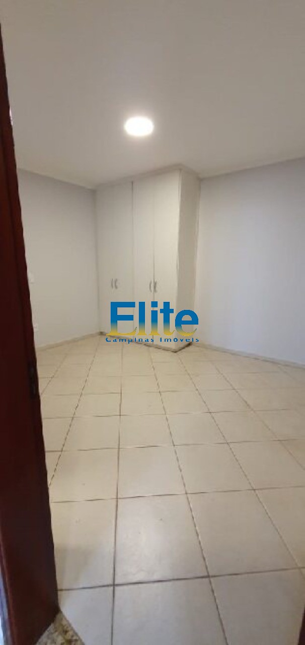 Casa de Condomínio para alugar com 3 quartos, 310m² - Foto 13