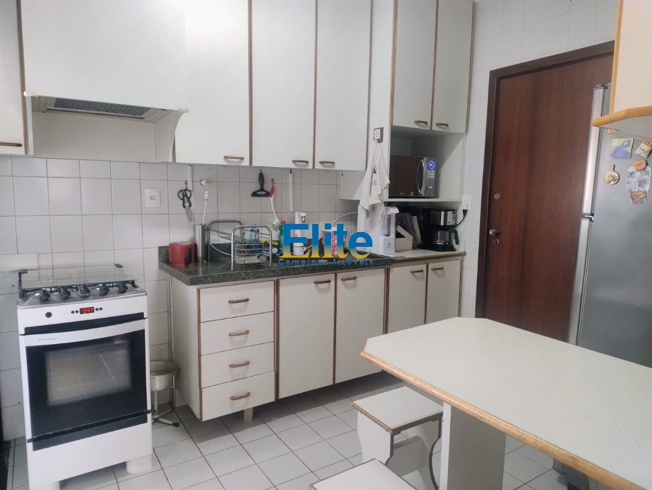 Apartamento à venda com 3 quartos, 87m² - Foto 11