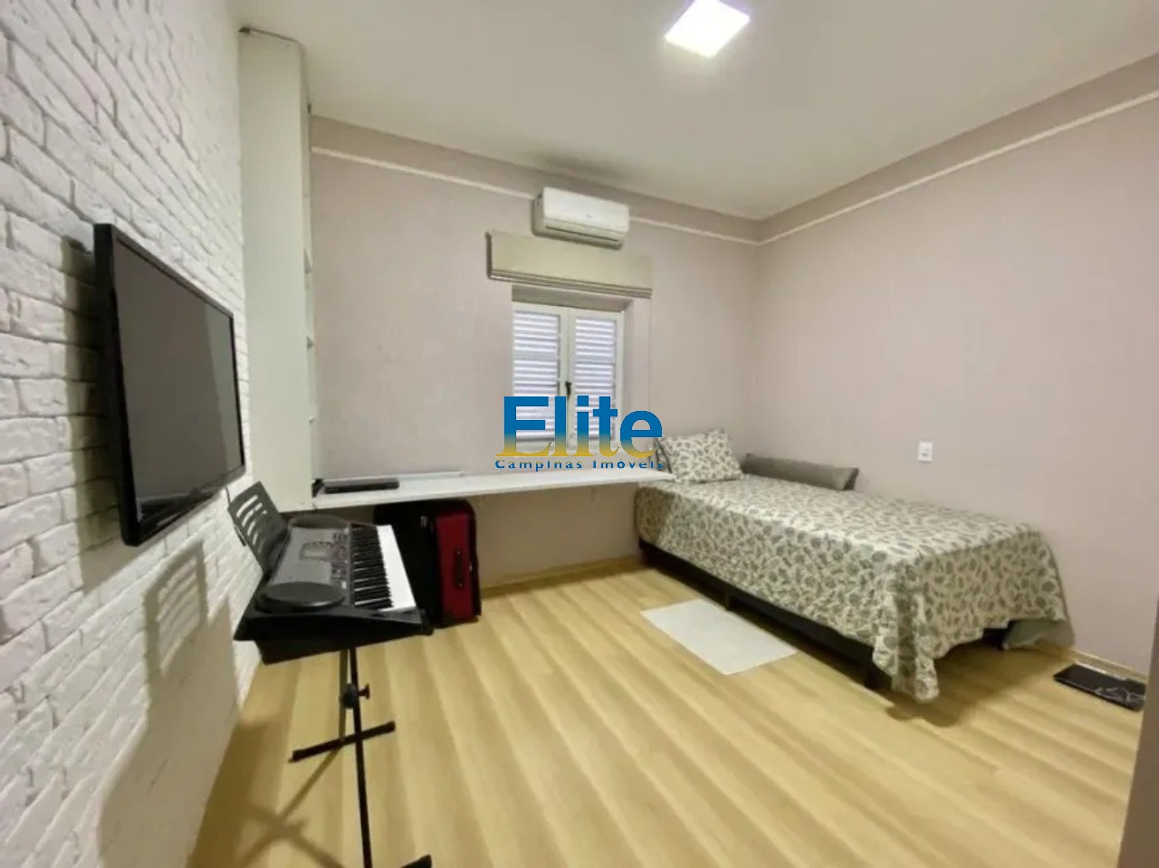 Casa à venda com 3 quartos, 300m² - Foto 14