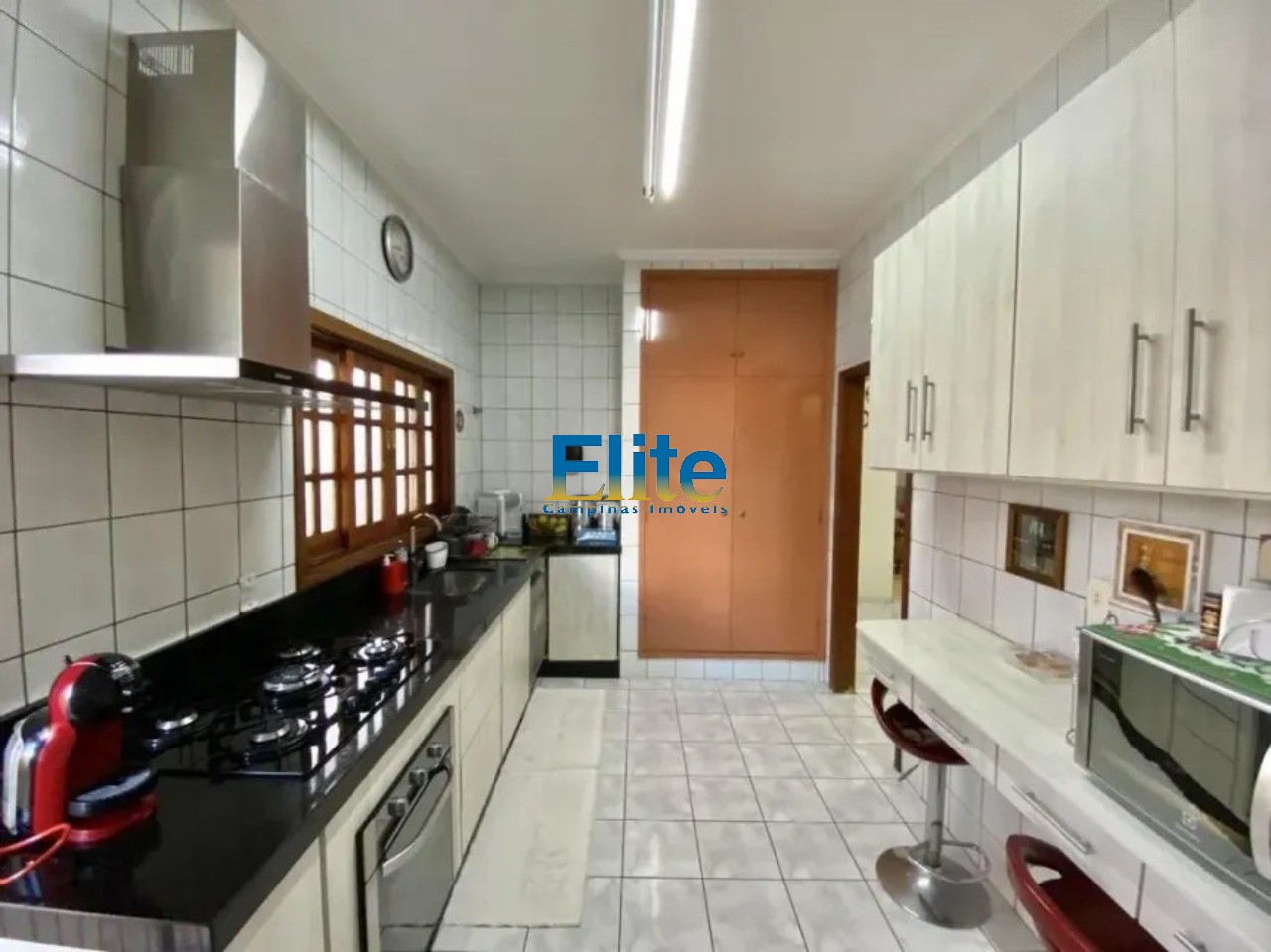 Casa à venda com 3 quartos, 300m² - Foto 23