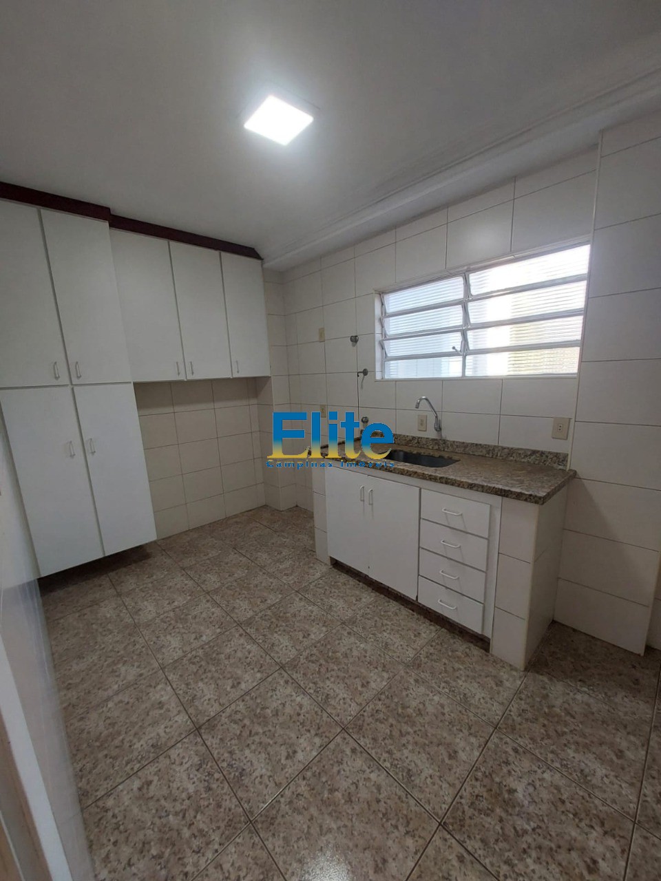 Apartamento à venda com 2 quartos, 79m² - Foto 13