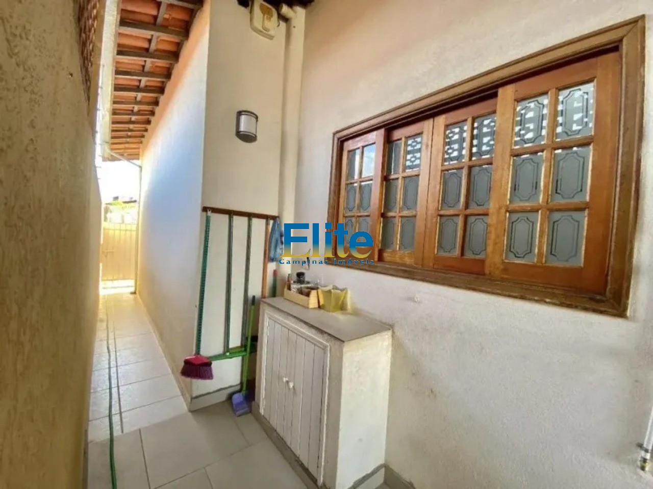 Casa à venda com 3 quartos, 300m² - Foto 32