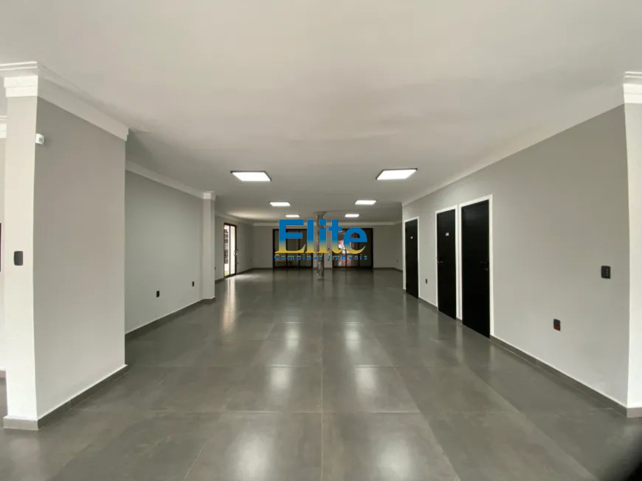 Prédio Inteiro para alugar, 300m² - Foto 5