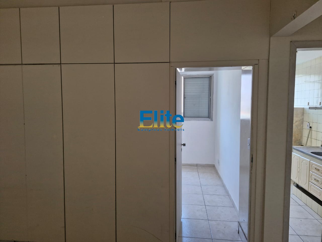 Apartamento à venda com 1 quarto, 44m² - Foto 2