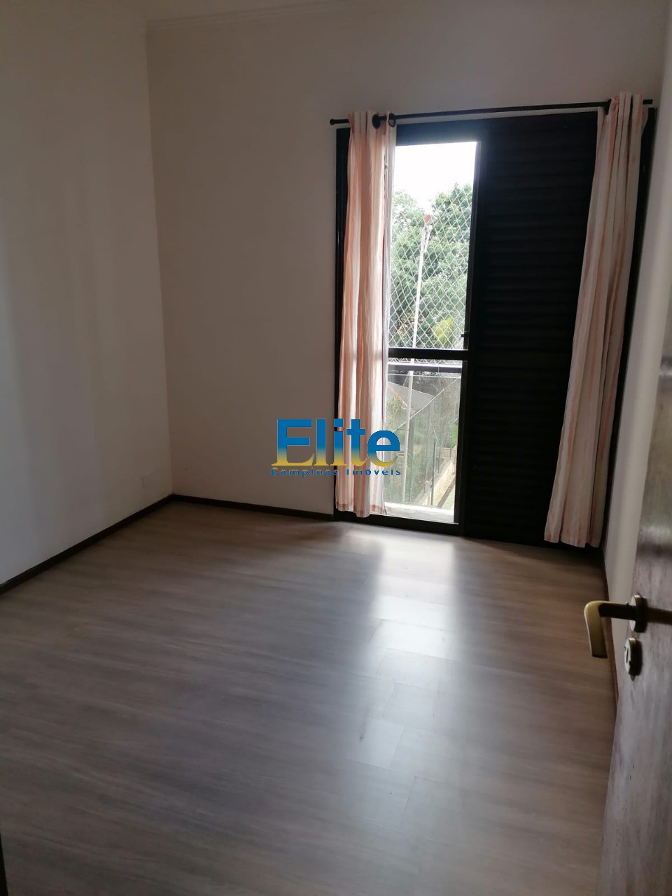 Apartamento à venda com 3 quartos, 110m² - Foto 7