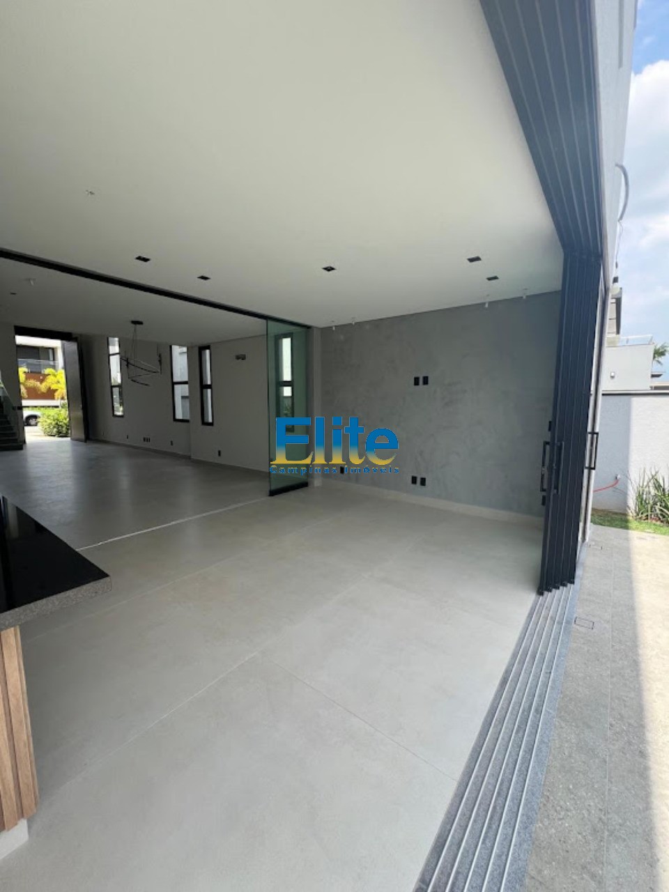 Casa de Condomínio à venda com 4 quartos, 340m² - Foto 10