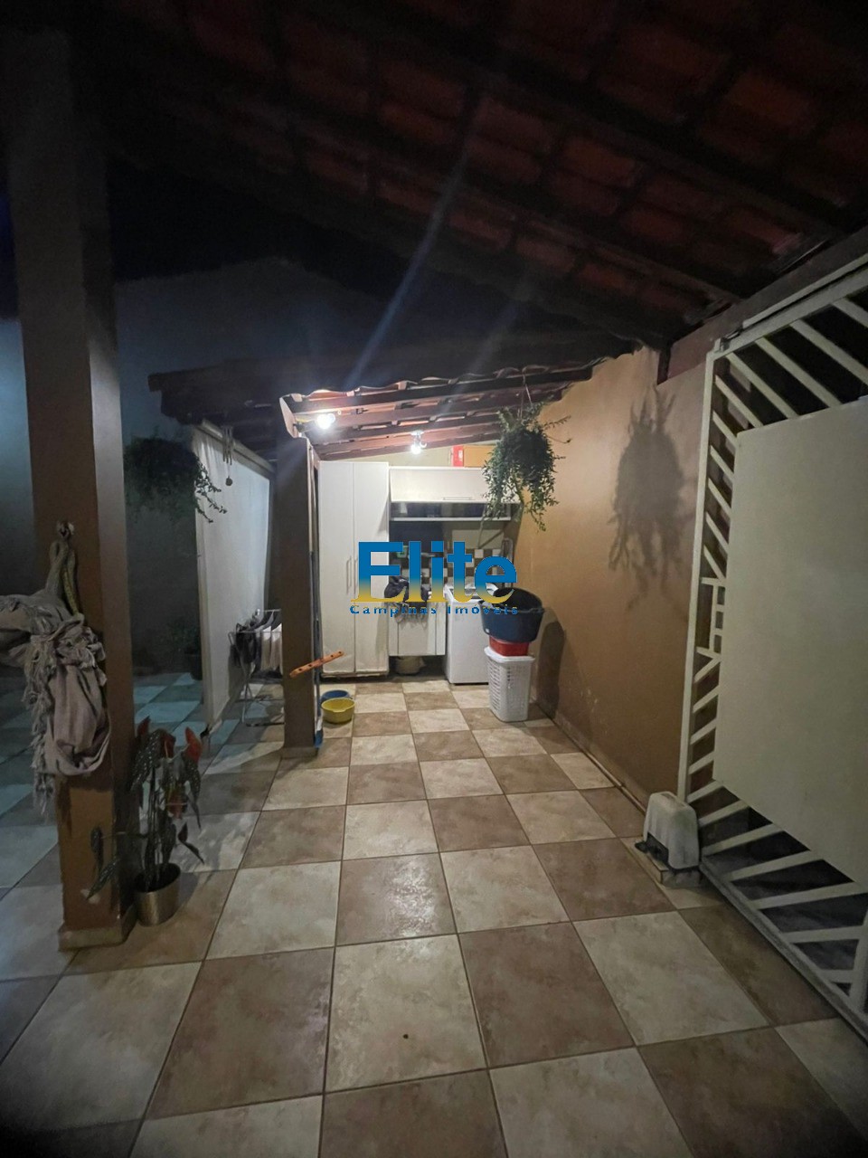 Casa à venda com 2 quartos, 150m² - Foto 4