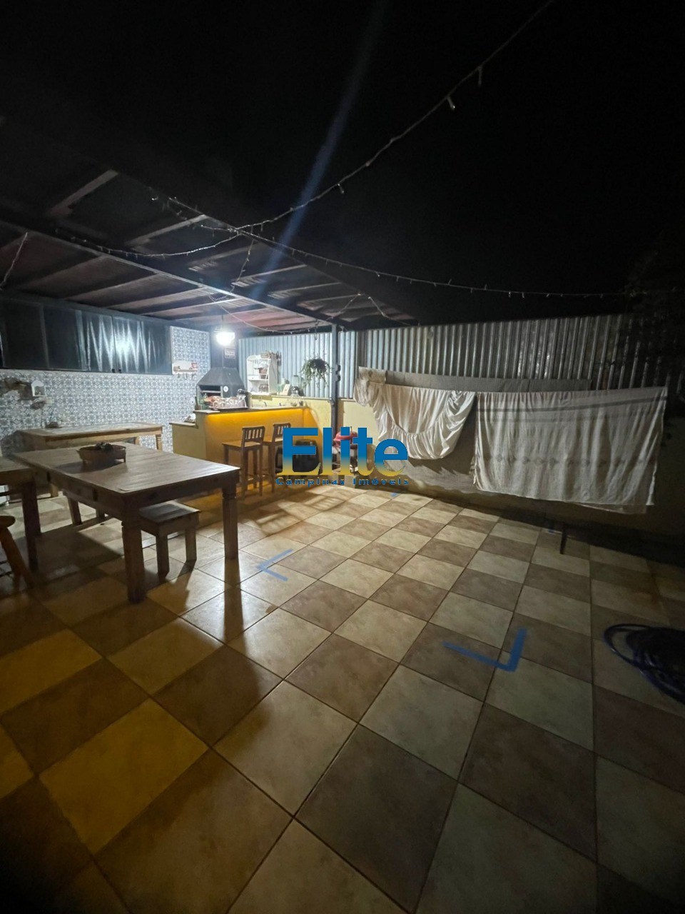 Casa à venda com 2 quartos, 150m² - Foto 8
