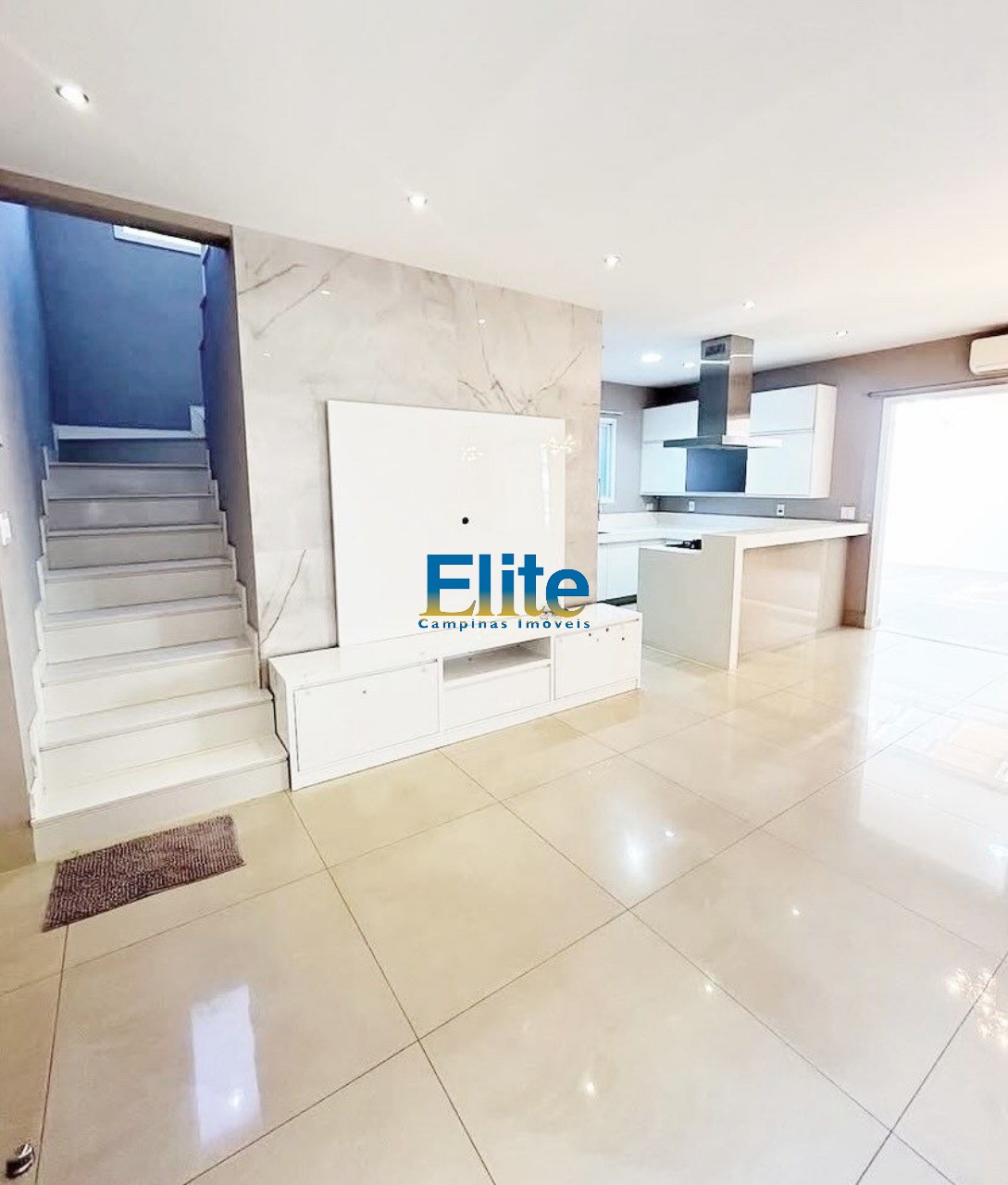 Casa de Condomínio à venda com 3 quartos, 200m² - Foto 3
