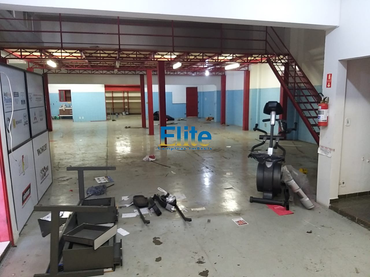 Prédio Inteiro - Foto 6