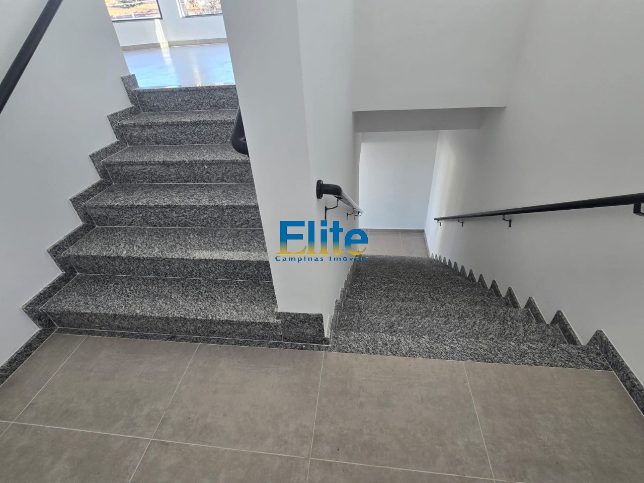 Prédio Inteiro - Foto 3