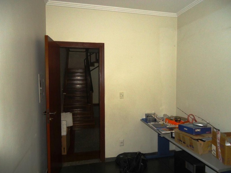 Sobrado à venda com 4 quartos, 350m² - Foto 4