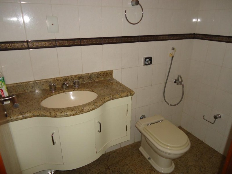 Sobrado à venda com 4 quartos, 350m² - Foto 7