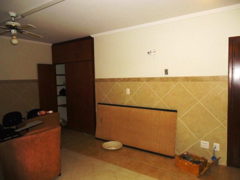 Sobrado à venda com 4 quartos, 350m² - Foto 18