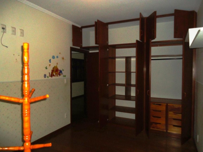 Sobrado à venda com 4 quartos, 350m² - Foto 43