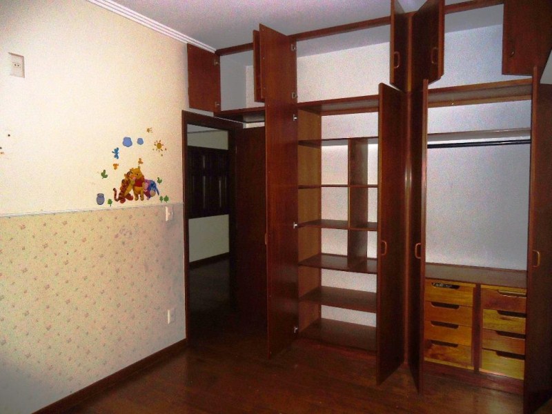 Sobrado à venda com 4 quartos, 350m² - Foto 44