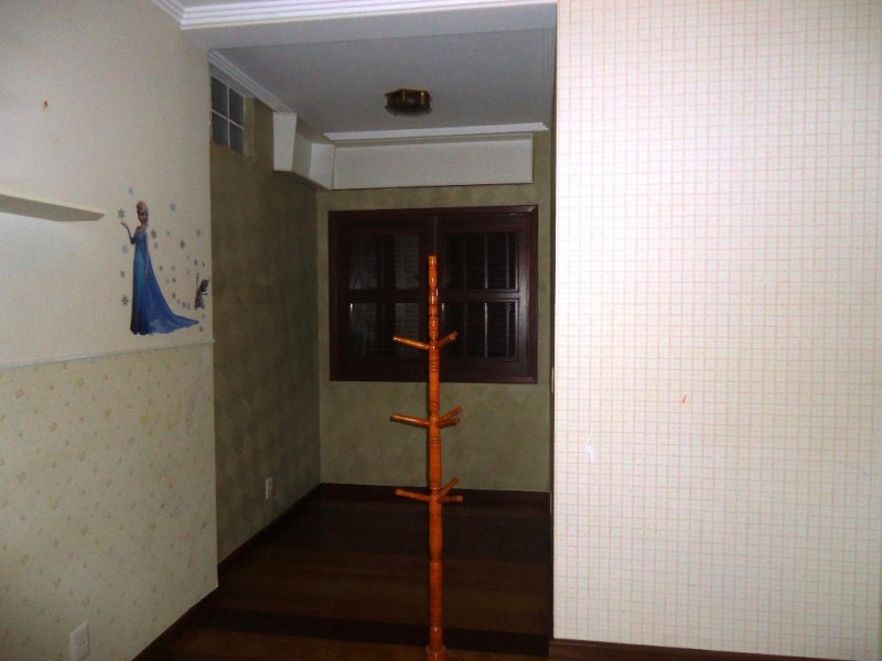 Sobrado à venda com 4 quartos, 350m² - Foto 45