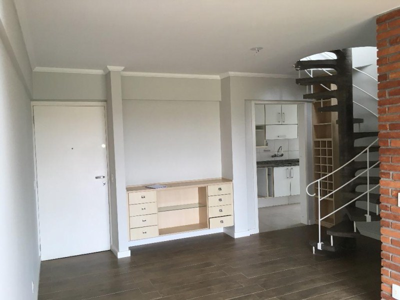 Apartamento à venda com 3 quartos, 178m² - Foto 1