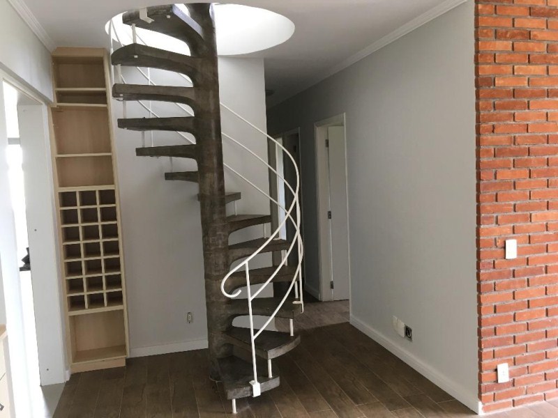 Apartamento à venda com 3 quartos, 178m² - Foto 4