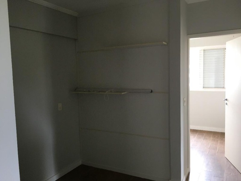 Apartamento à venda com 3 quartos, 178m² - Foto 17