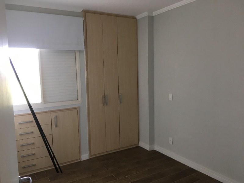 Apartamento à venda com 3 quartos, 178m² - Foto 18