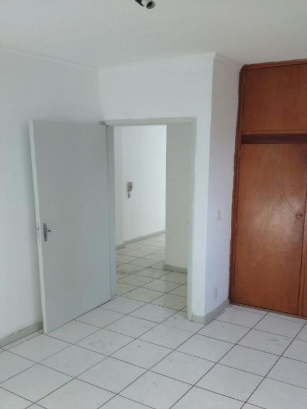 Apartamento à venda com 1 quarto, 47m² - Foto 2