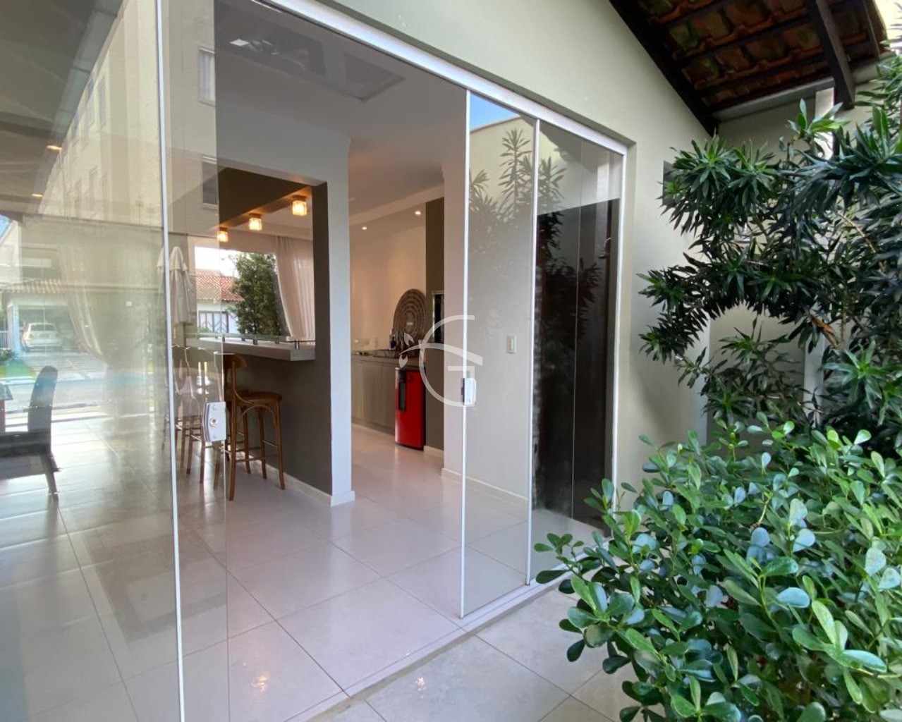 Casa à venda com 3 quartos, 124m² - Foto 7