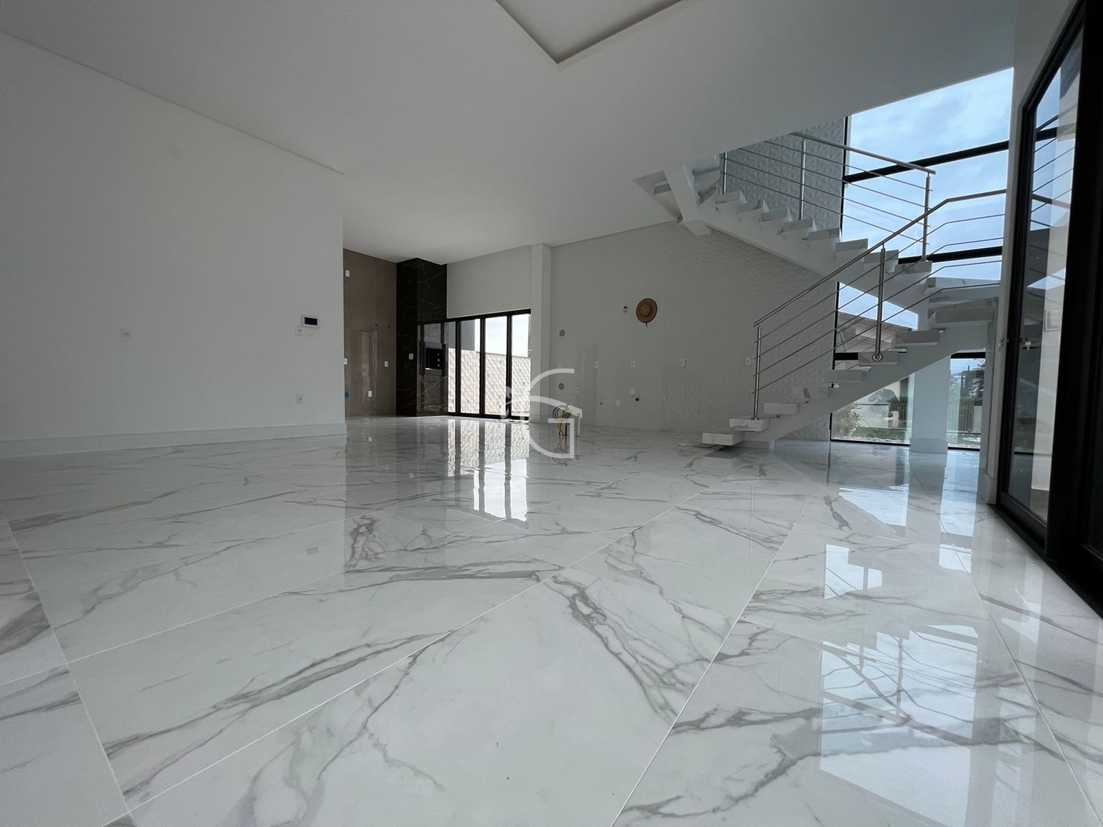 Casa à venda com 3 quartos, 191m² - Foto 3