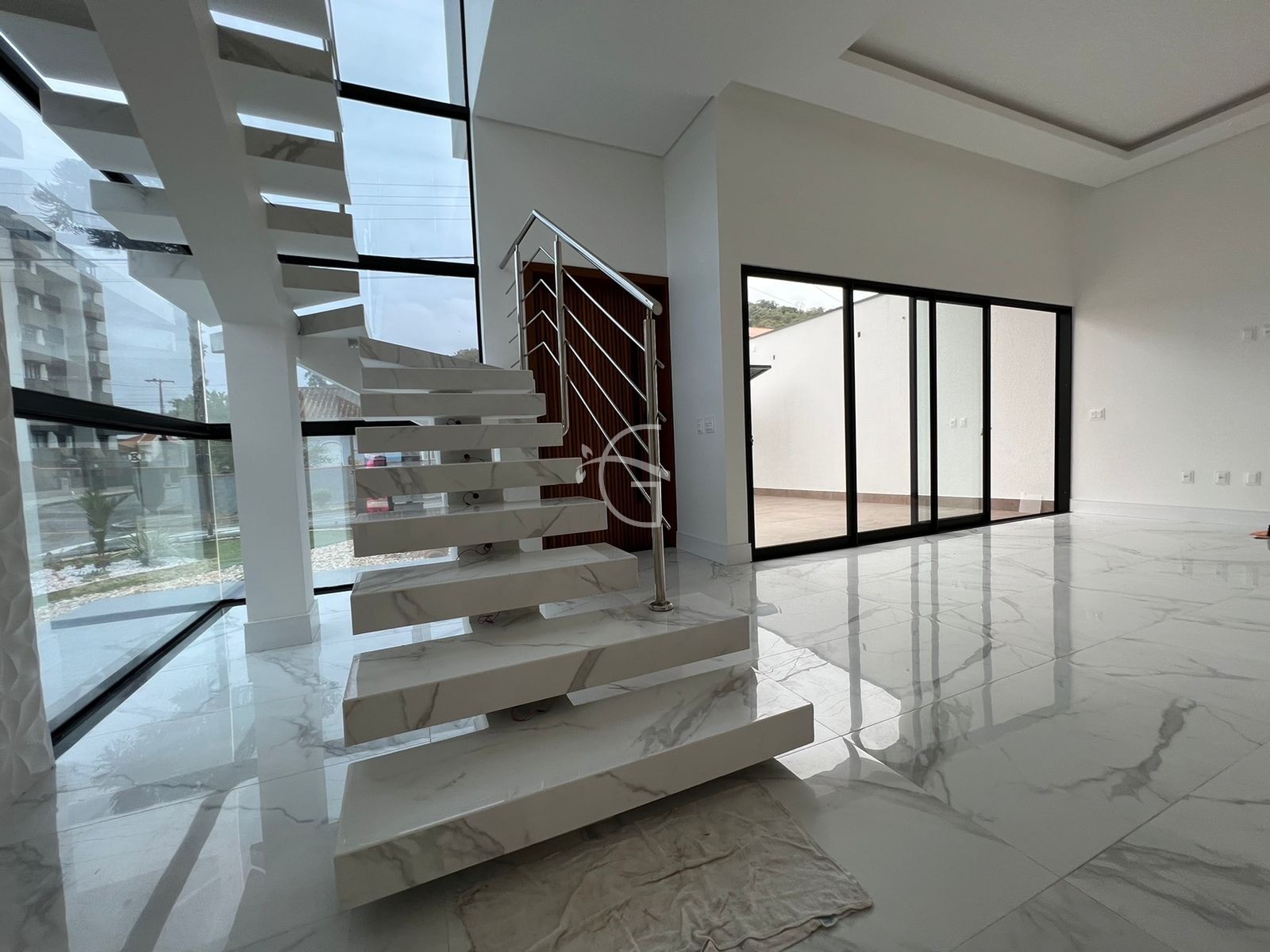 Casa à venda com 3 quartos, 191m² - Foto 8
