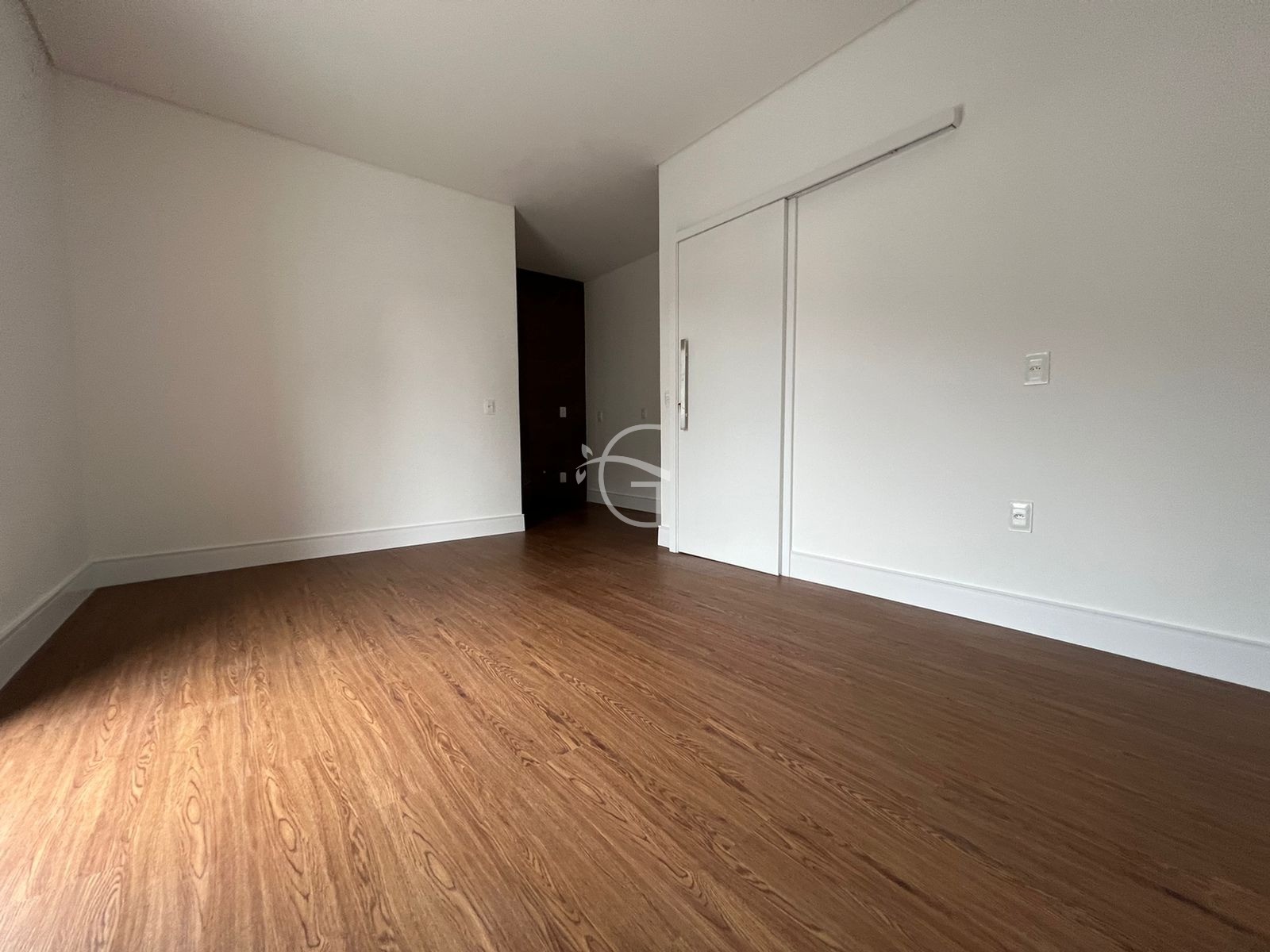 Casa à venda com 3 quartos, 191m² - Foto 11