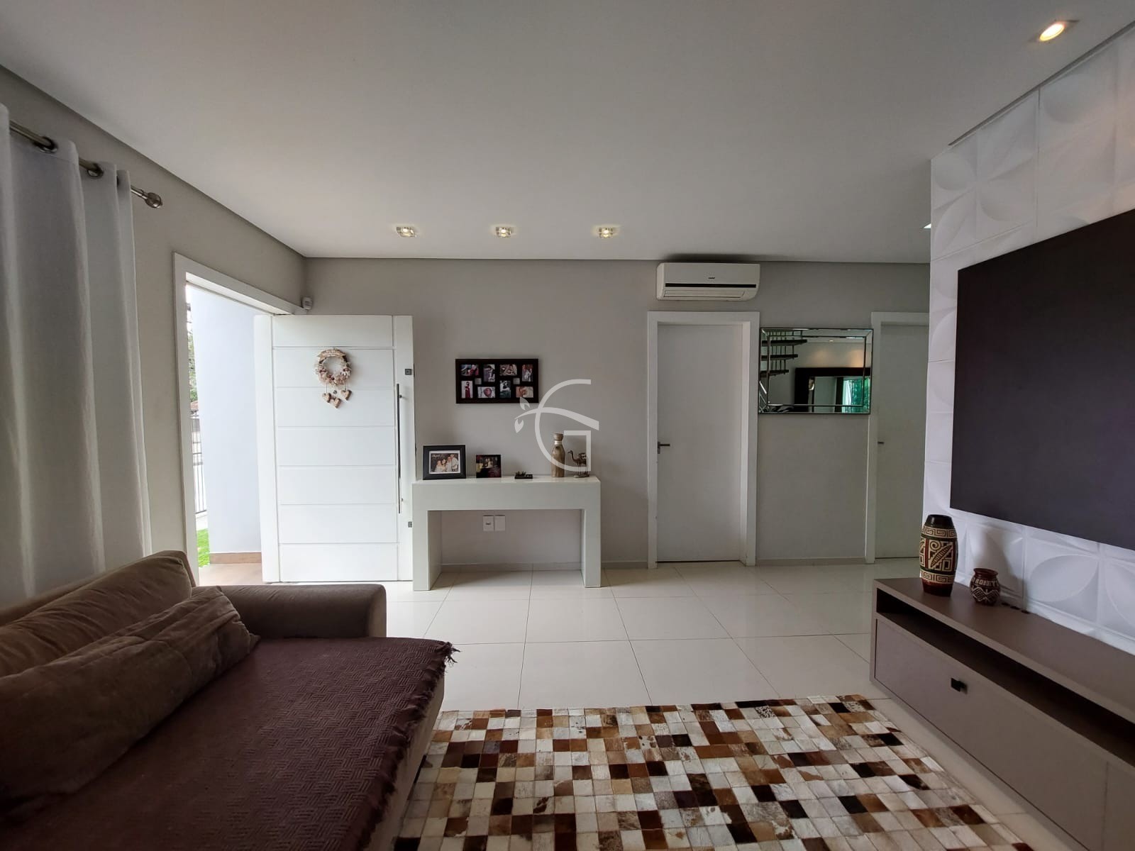 Casa à venda com 3 quartos, 450m² - Foto 4