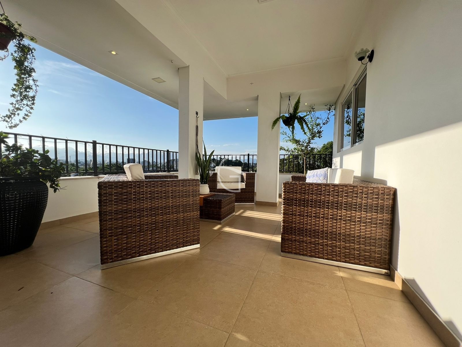 Casa, 4 quartos, 352 m² - Foto 2