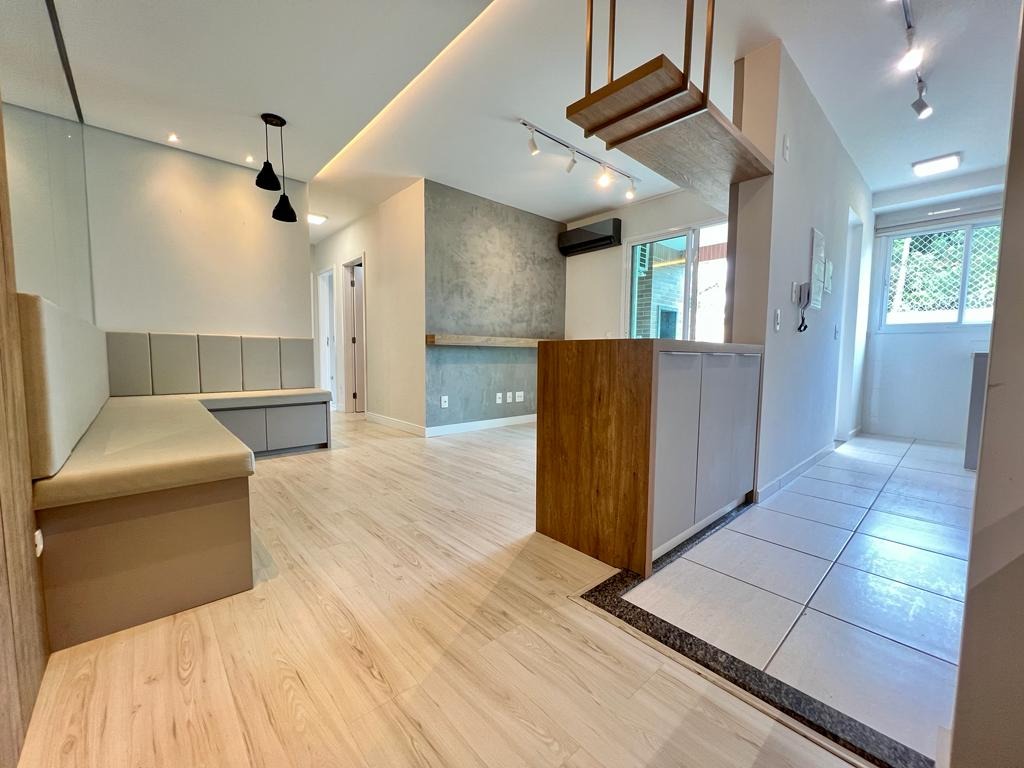 Apartamento à venda com 3 quartos, 74m² - Foto 3