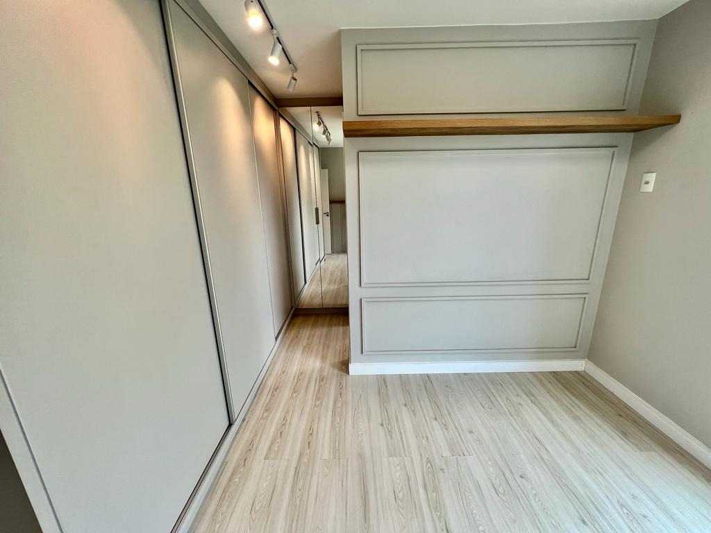 Apartamento à venda com 3 quartos, 74m² - Foto 14