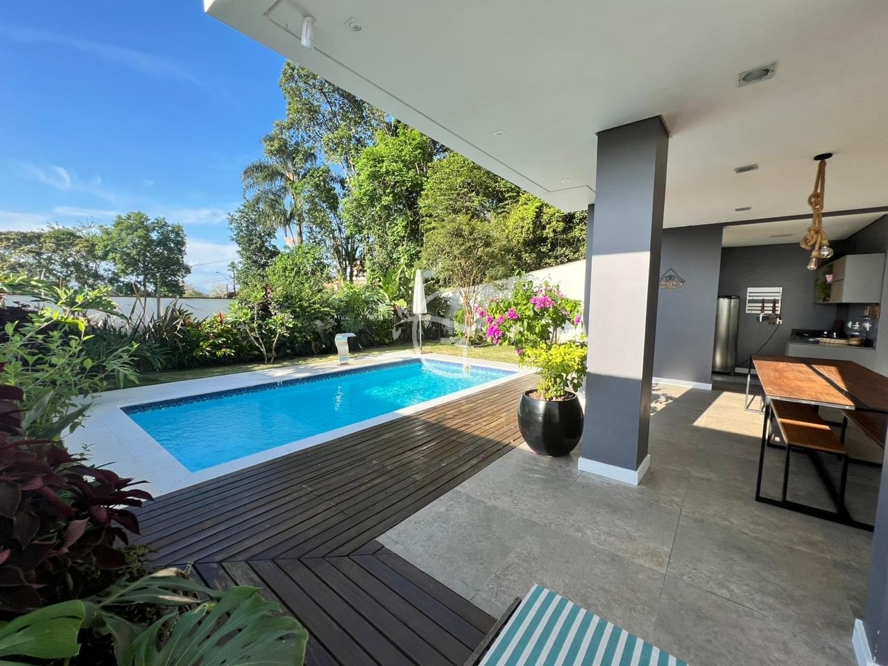 Casa, 4 quartos, 352 m² - Foto 38