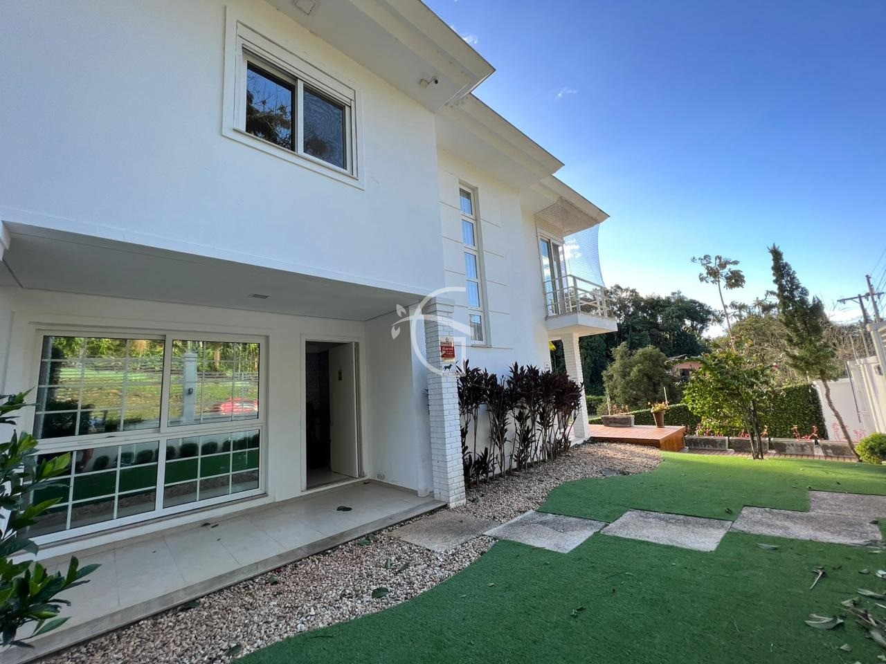 Casa à venda com 4 quartos, 545m² - Foto 2