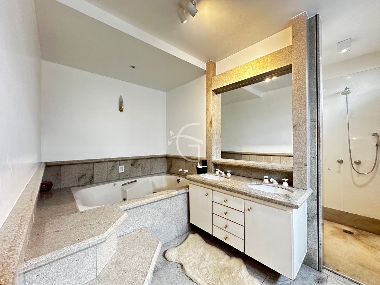 Casa à venda com 4 quartos, 516m² - Foto 25