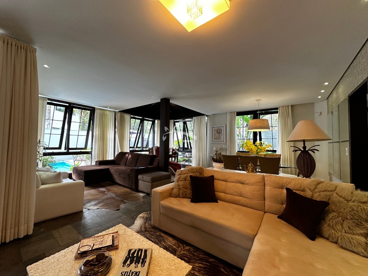 Casa à venda com 4 quartos, 516m² - Foto 13