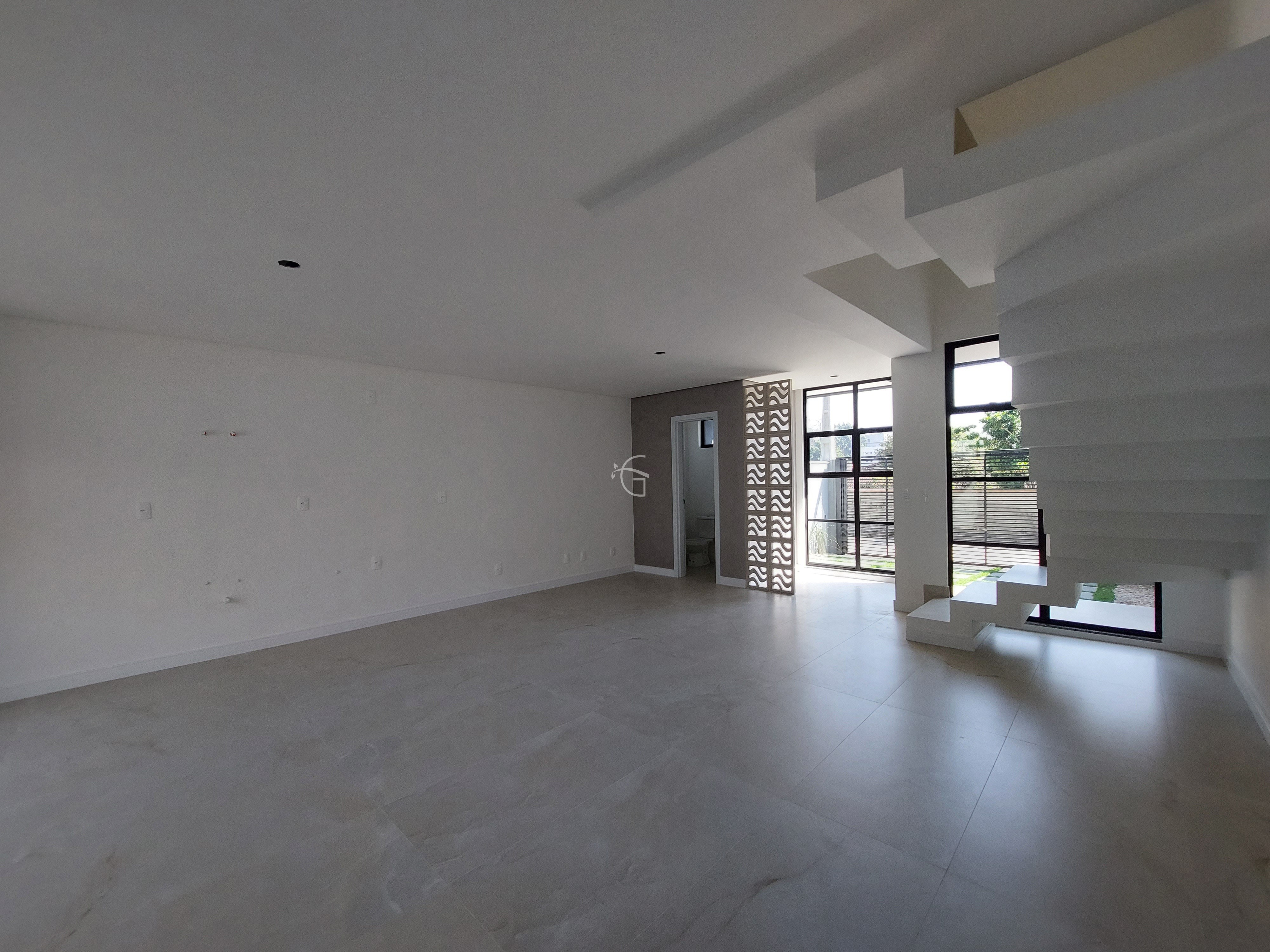 Casa à venda com 3 quartos, 108m² - Foto 6