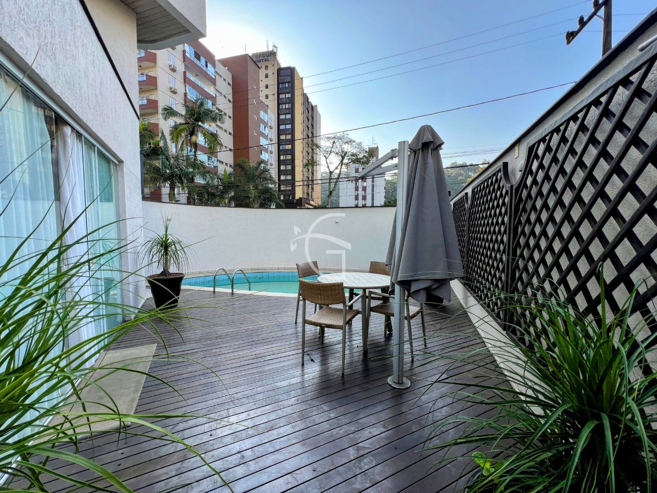 Apartamento à venda com 3 quartos, 180m² - Foto 31