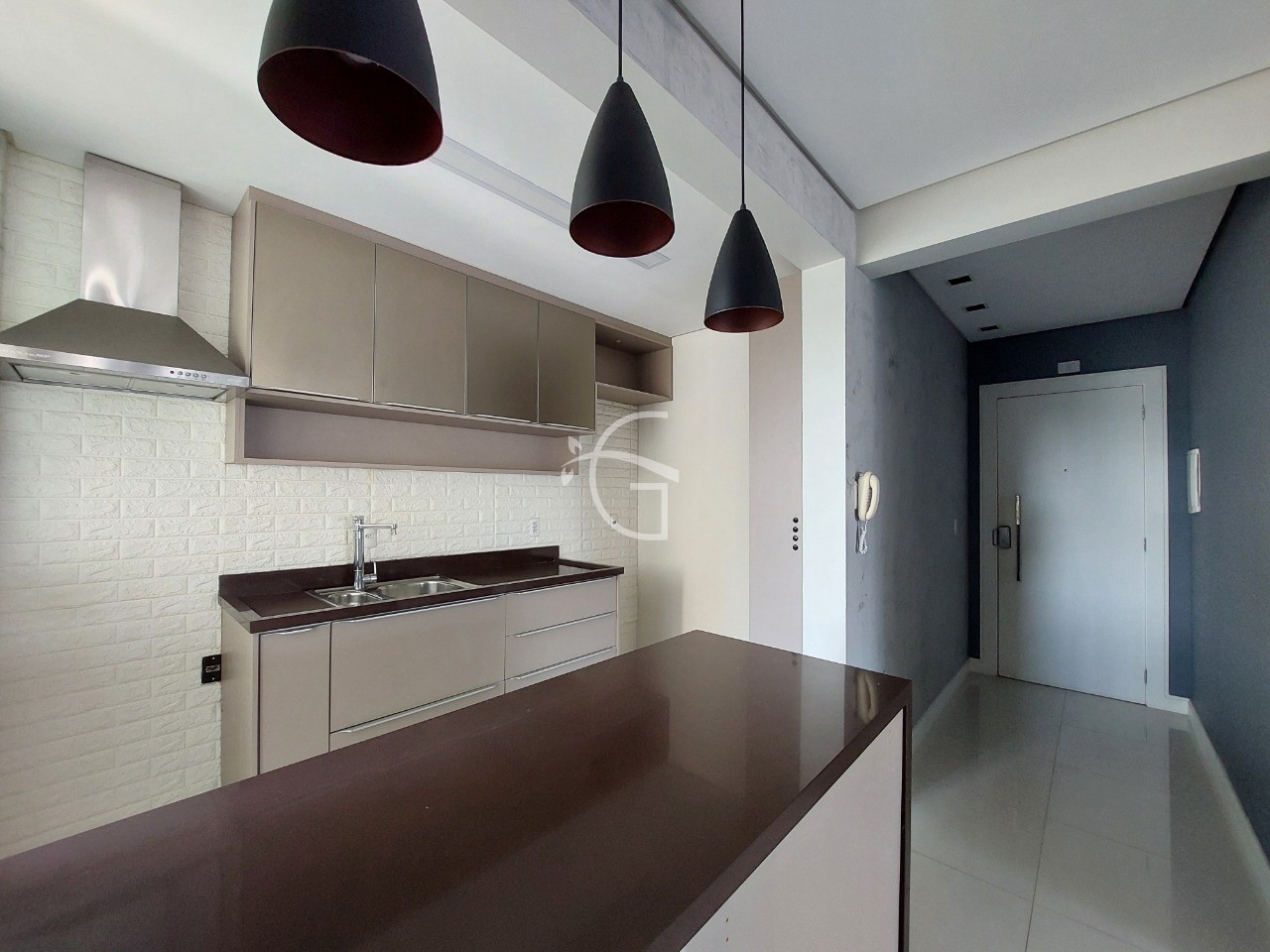 Apartamento à venda com 2 quartos, 82m² - Foto 3