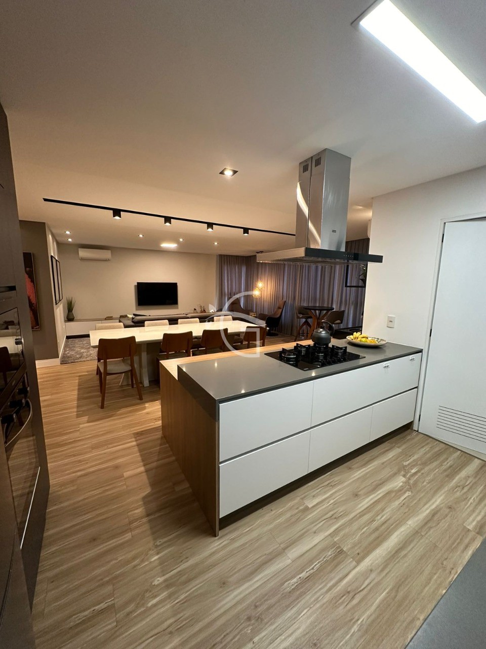 Apartamento à venda com 2 quartos, 121m² - Foto 8