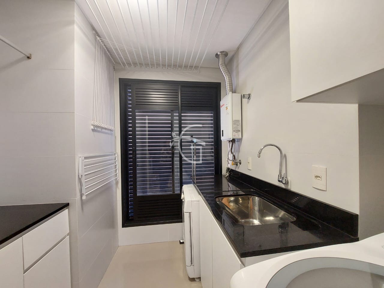 Apartamento à venda com 2 quartos, 121m² - Foto 11