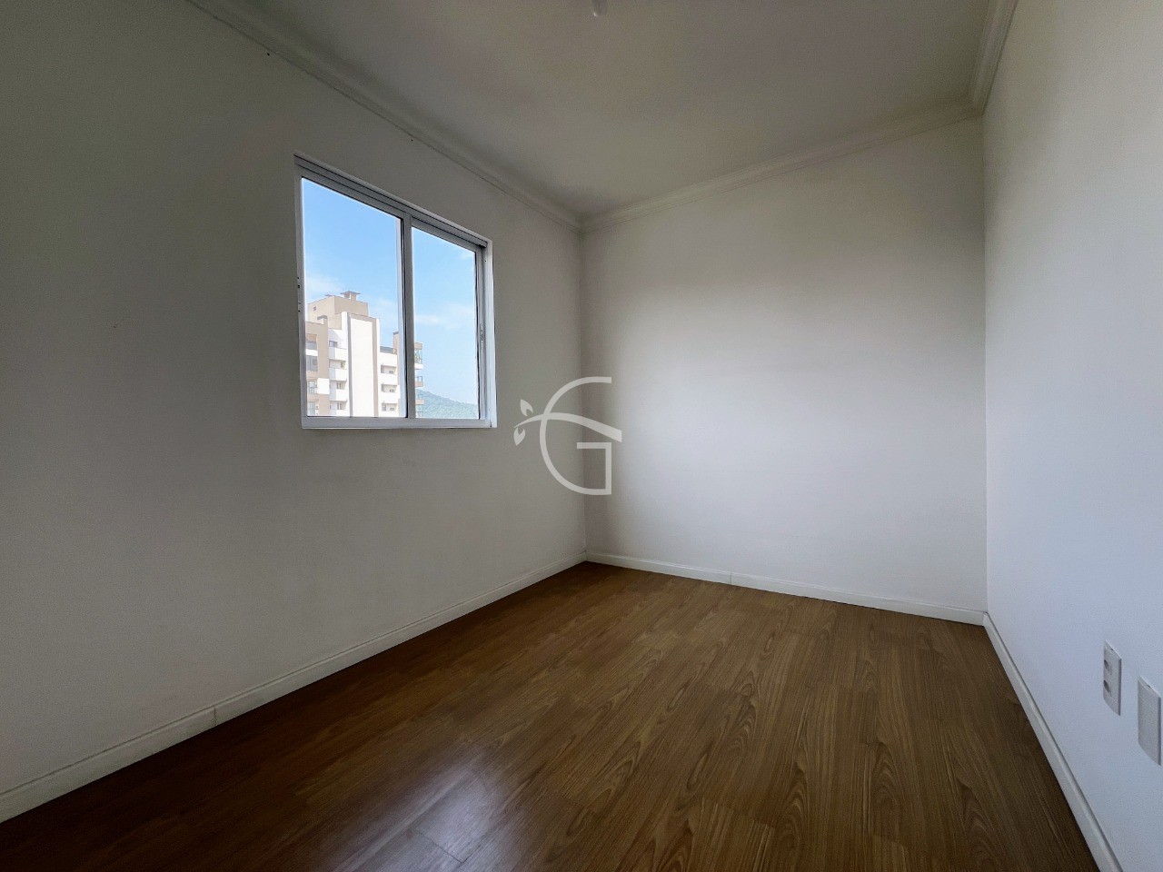 Apartamento à venda com 2 quartos, 66m² - Foto 7