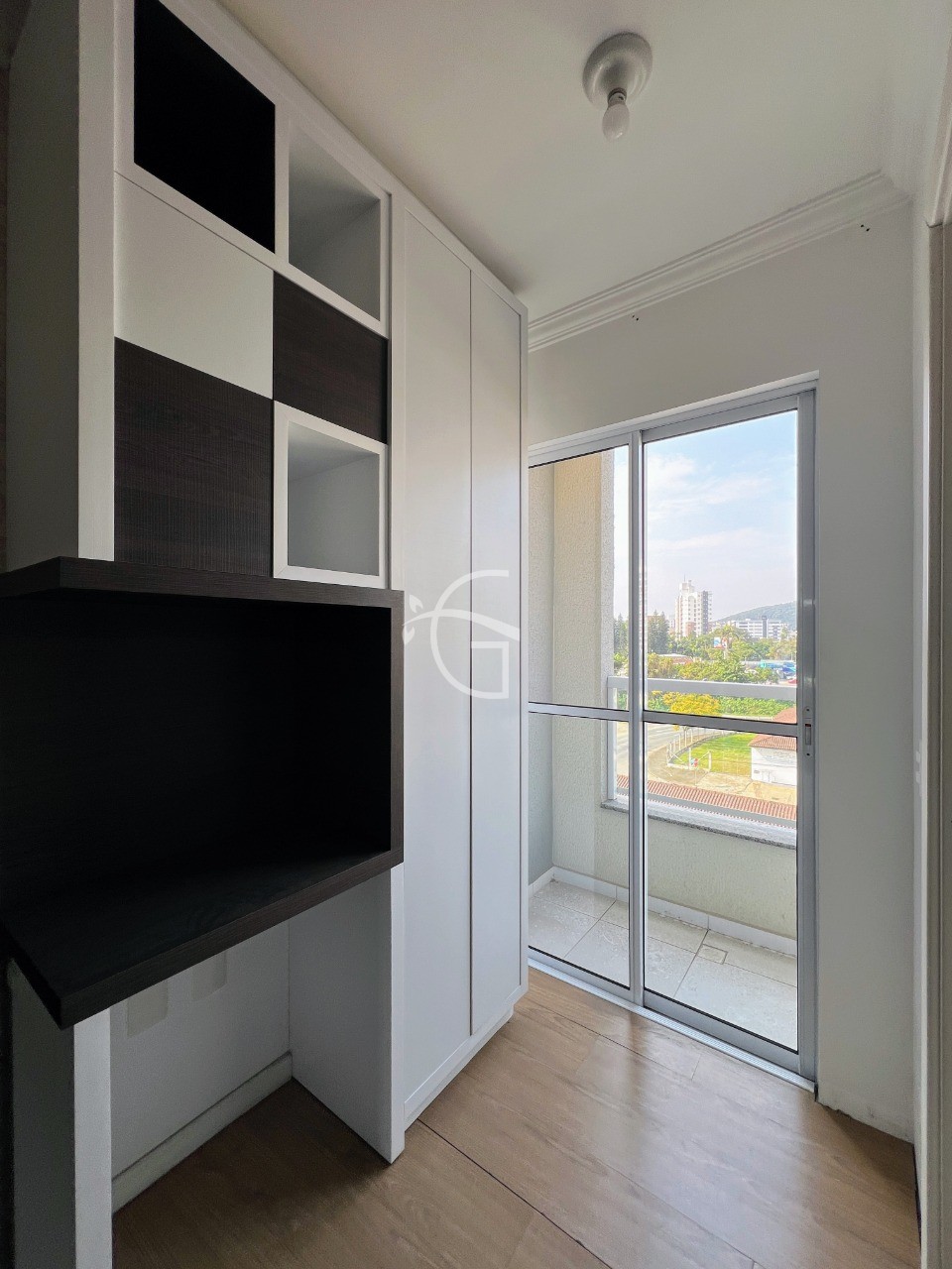 Apartamento à venda com 2 quartos, 66m² - Foto 13